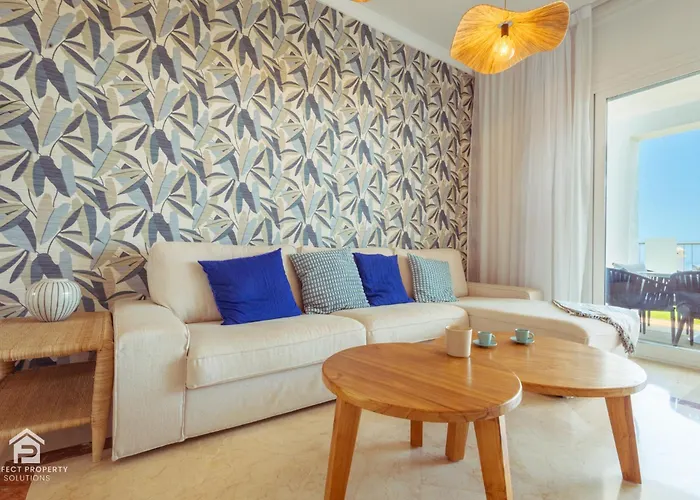 Paraiso - Sea-views, 3 Bedrooms, 7 Pools