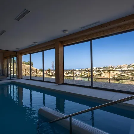 Paraiso - Sea-views, 3 Bedrooms, 7 Pools 아파트