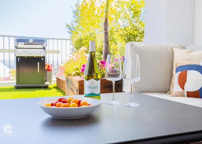 Lägenhet Paraiso - Sea-views, 3 Bedrooms, 7 Pools Estepona