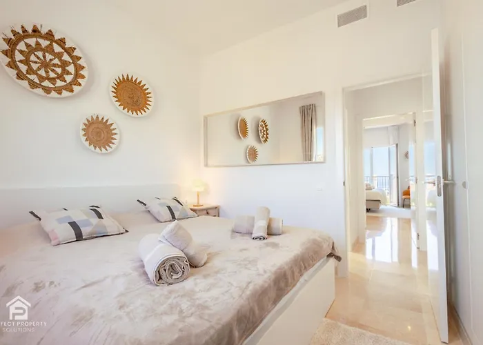 Lägenhet Paraiso - Sea-views, 3 Bedrooms, 7 Pools Estepona