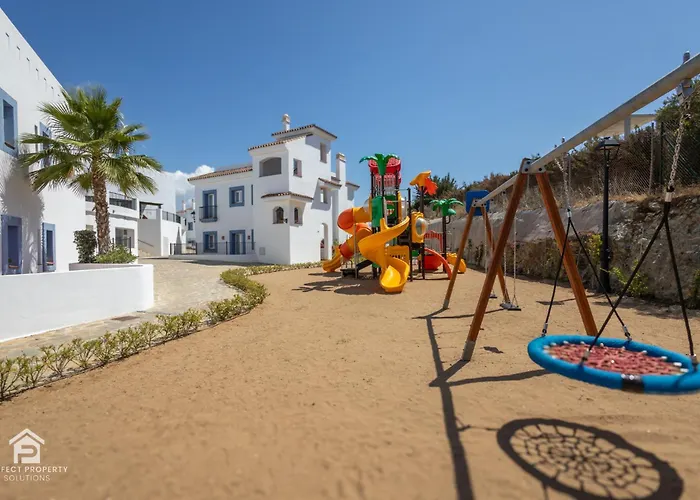 Paraiso - Sea-views, 3 Bedrooms, 7 Pools Apartment *